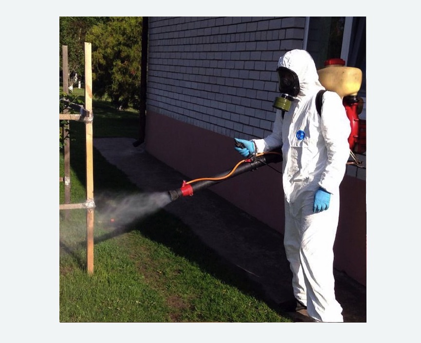 травля клещей на участке в Яровом